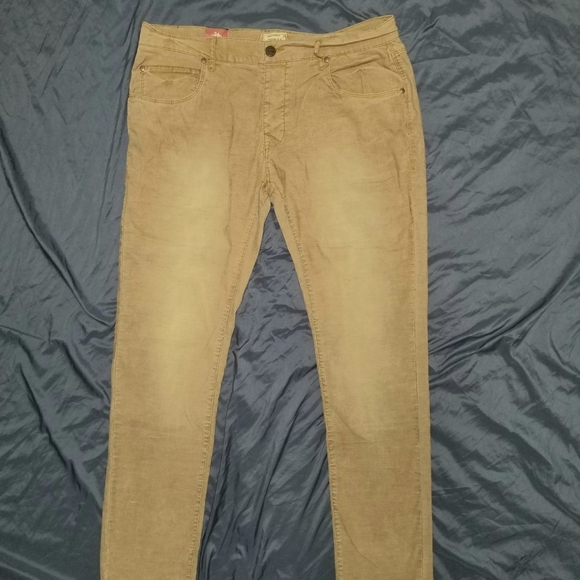 sand colored jeans mens